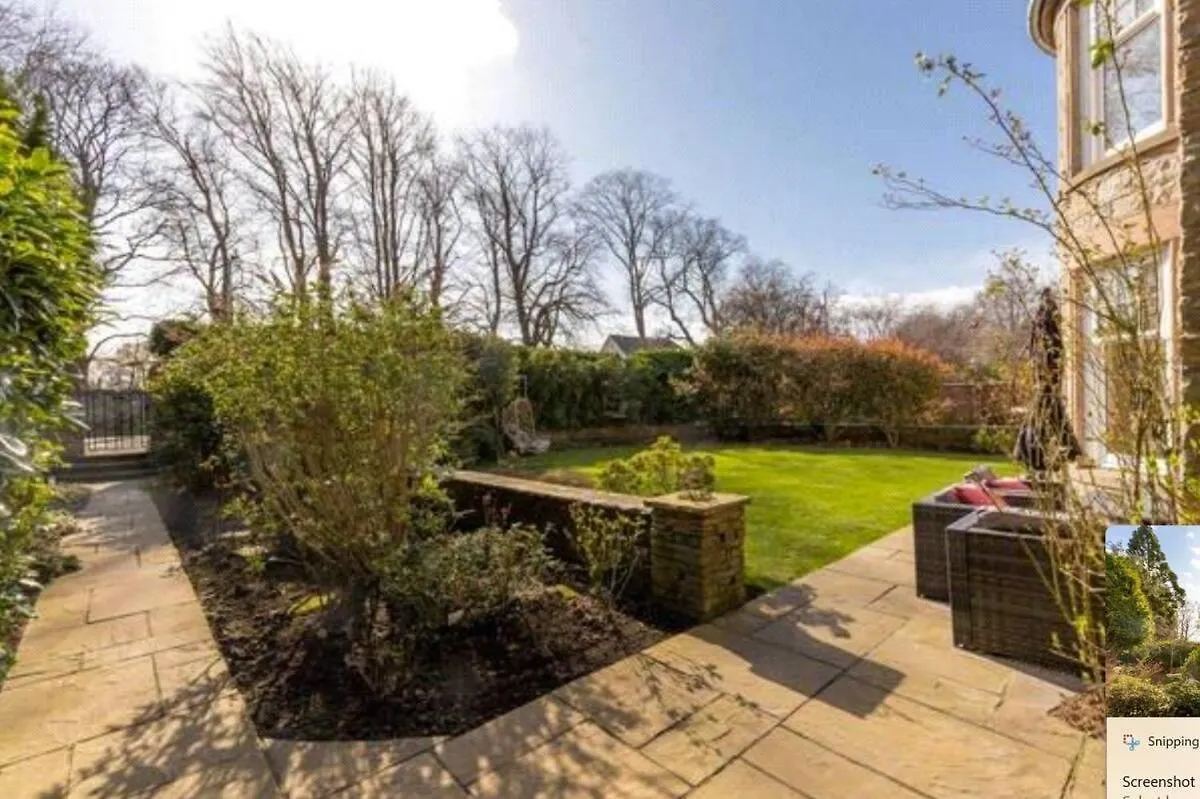 Amulree, Edinburgh Villa