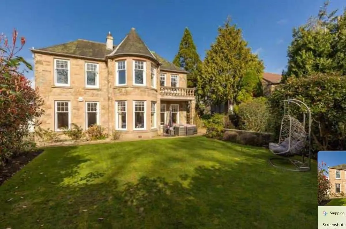 Amulree, Edinburgh Villa